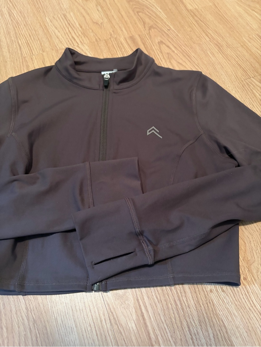 Oner Active Women's Cropped Zip Long-Sleeve Top in Dark Brown